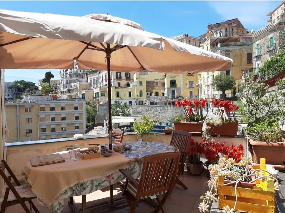 Вилла Stairway To Heaven With Private Terrace Неаполь Экстерьер фото