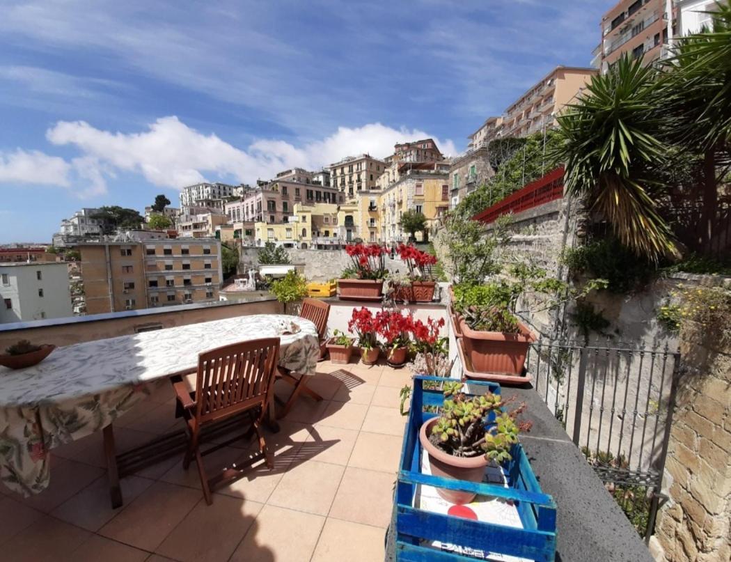 Вилла Stairway To Heaven With Private Terrace Неаполь Экстерьер фото